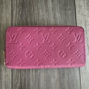Rare Louis Vuitton Monogram Empreinte Wallet in Aurore